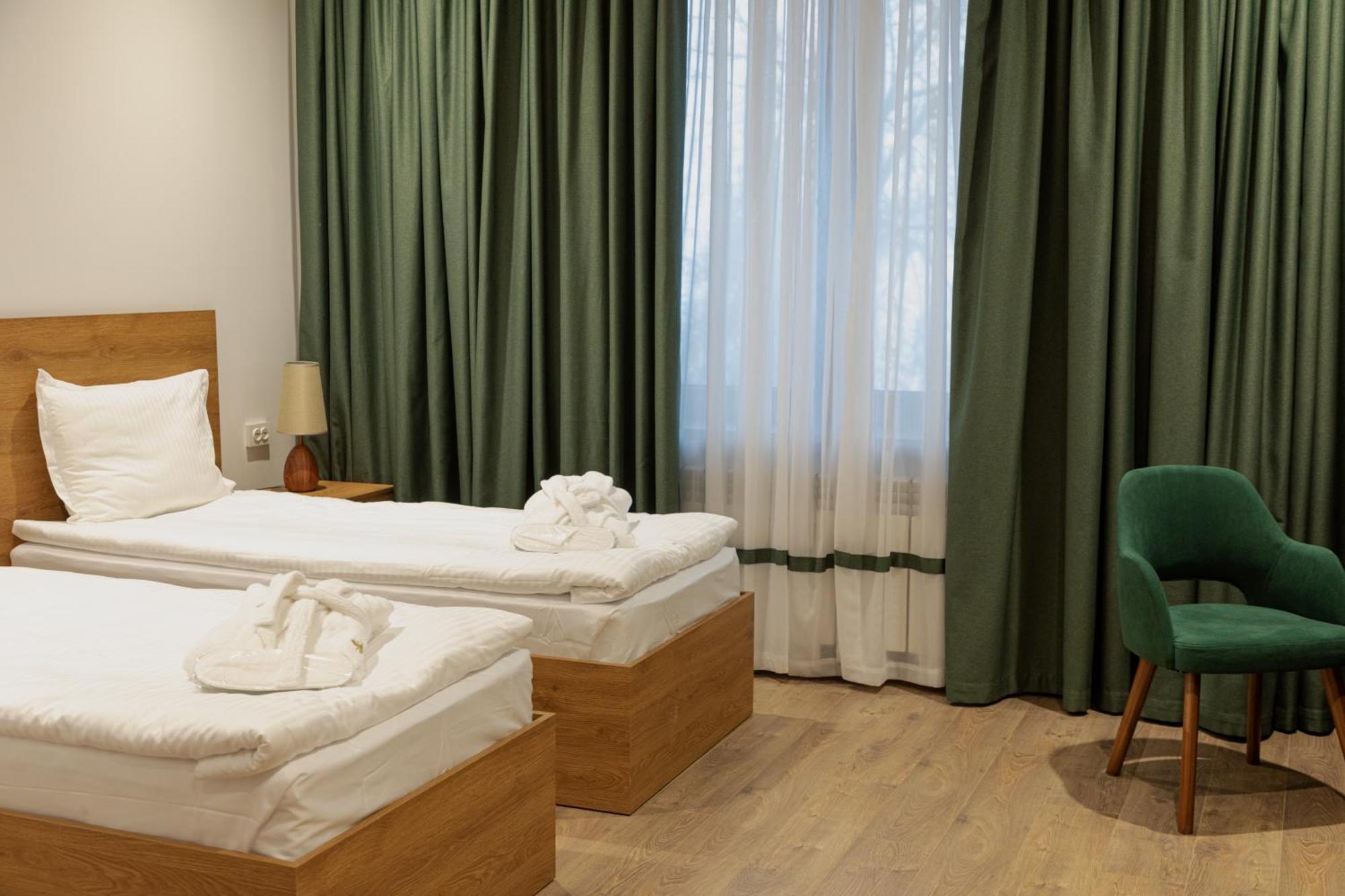 Green Hills Resort Uzbekistan Chimbaylyk Buitenkant foto